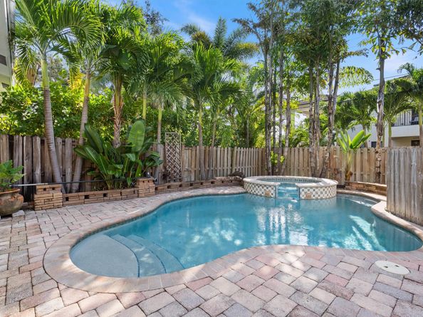 518 SW 9th St 518, Fort Lauderdale FL 33315