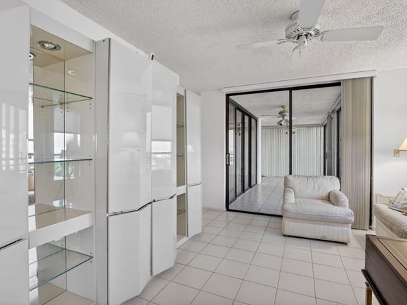 7564 Regency Lake Drive 701, Boca Raton FL 33433