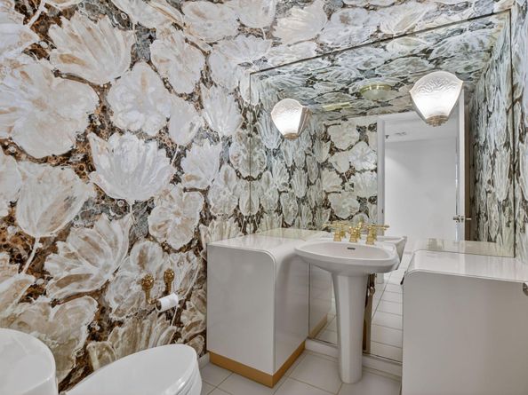 7564 Regency Lake Drive 701, Boca Raton FL 33433