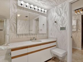 7564 Regency Lake Drive 701, Boca Raton FL 33433