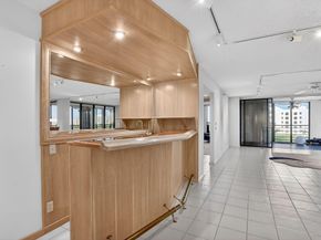 7564 Regency Lake Drive 701, Boca Raton FL 33433