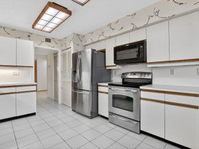 7564 Regency Lake Drive 701, Boca Raton FL 33433