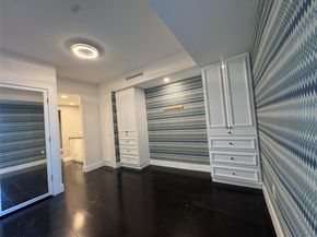 10 Venetian Way 502, Miami Beach FL 33139