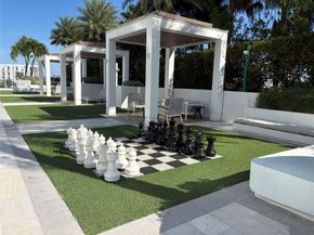 10 Venetian Way 502, Miami Beach FL 33139