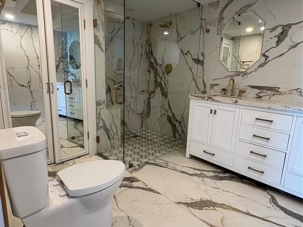 10 Venetian Way 502, Miami Beach FL 33139