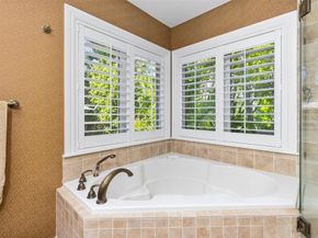 359 Poinciana Dr, Fort Lauderdale FL 33301