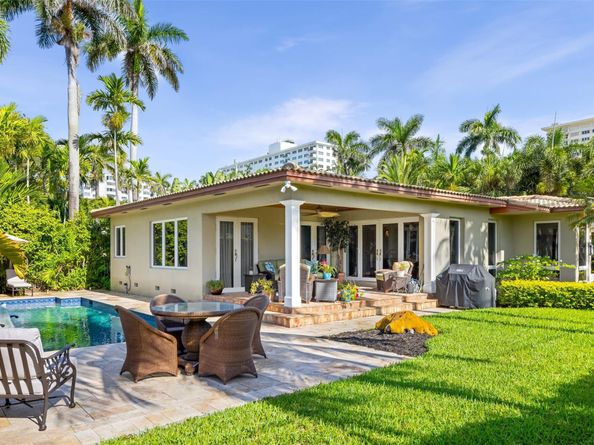 359 Poinciana Dr, Fort Lauderdale FL 33301