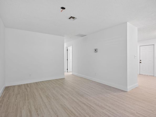 208 NE 14th Avenue, Pompano Beach FL 33060