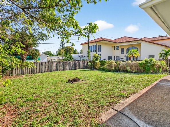 208 NE 14th Avenue, Pompano Beach FL 33060