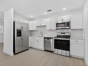 208 NE 14th Avenue, Pompano Beach FL 33060