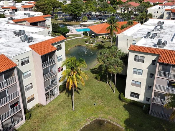 1810 N Lauderdale Ave 2102, North Lauderdale FL 33068