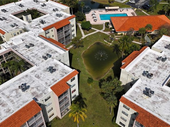 1810 N Lauderdale Ave 2102, North Lauderdale FL 33068