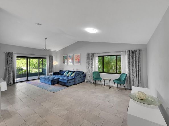 5205 Bolero Circle 5205, Delray Beach FL 33484