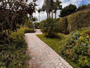 3080 N Course Dr 204, Pompano Beach FL 33069