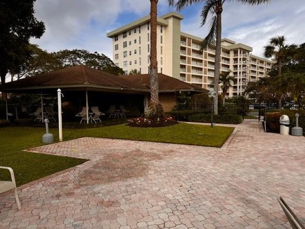 3080 N Course Dr 204, Pompano Beach FL 33069