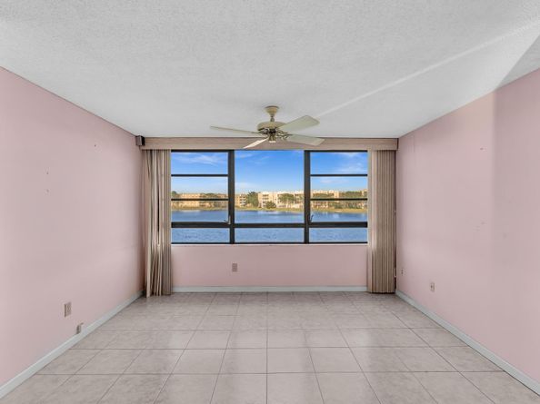 10442 E Clairmont Cir 204, Tamarac FL 33321