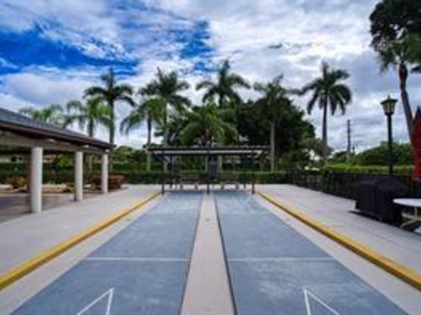 10442 E Clairmont Cir 204, Tamarac FL 33321