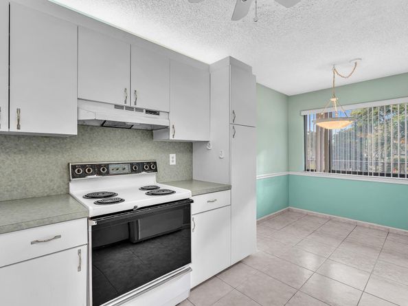 10442 E Clairmont Cir 204, Tamarac FL 33321