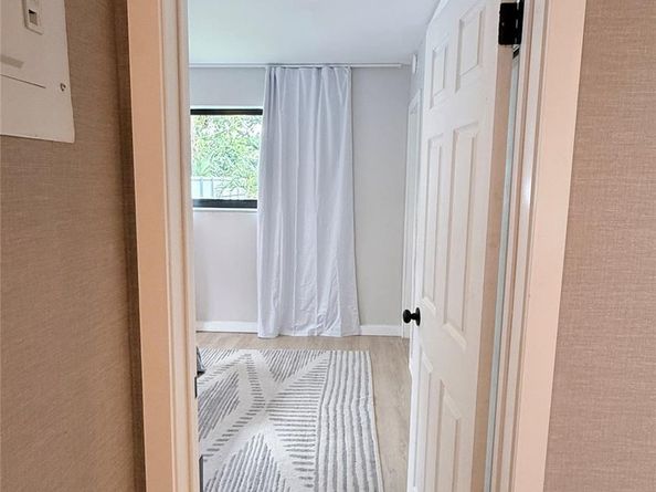 433 NW 15th Way, Fort Lauderdale FL 33311