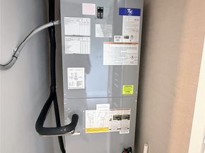 433 NW 15th Way, Fort Lauderdale FL 33311