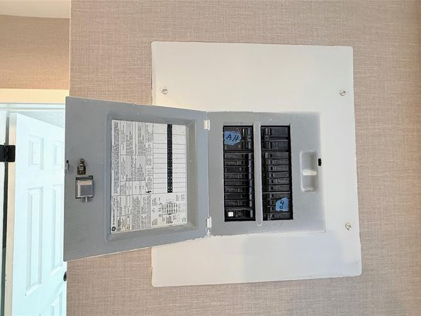 433 NW 15th Way, Fort Lauderdale FL 33311