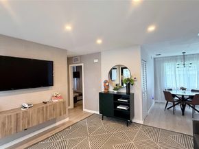 433 NW 15th Way, Fort Lauderdale FL 33311