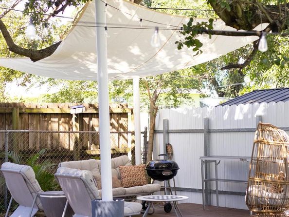 433 NW 15th Way, Fort Lauderdale FL 33311