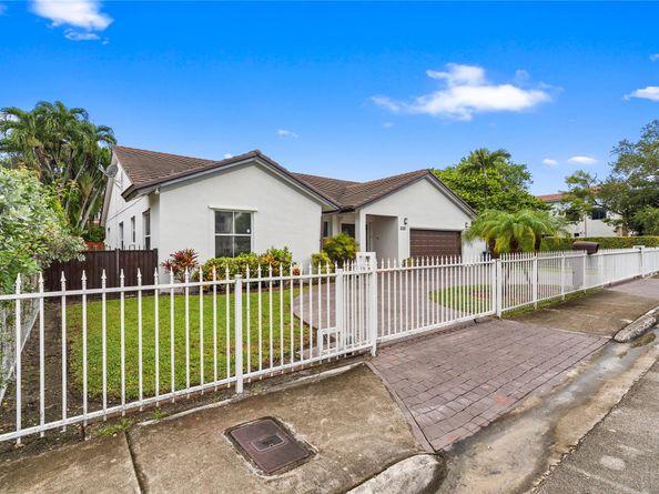 7440 SW 93rd Ave, Miami FL 33173