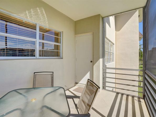 4700 NW 35th St 507, Lauderdale Lakes FL 33319