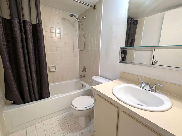 1740 NW North River Dr 329, Miami FL 33125