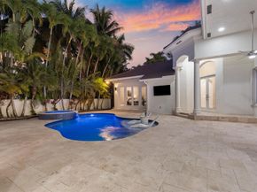 127 Swan Ave, Plantation FL 33324