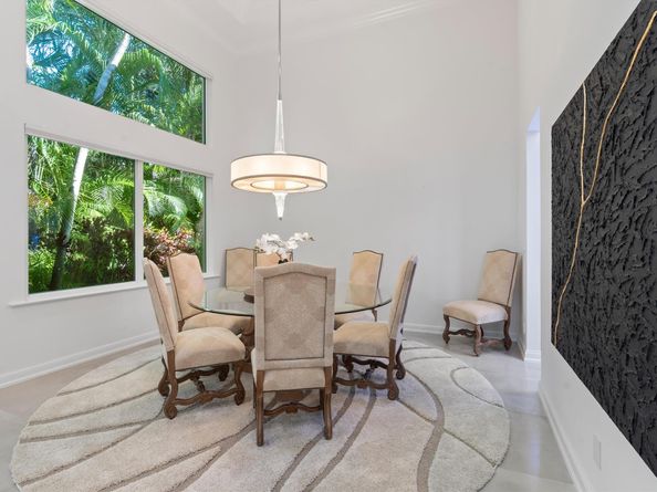 127 Swan Ave, Plantation FL 33324