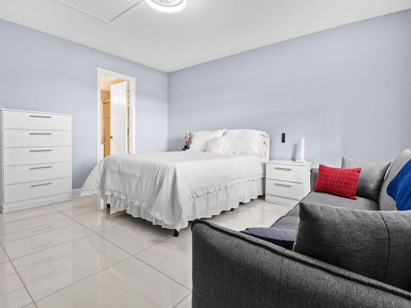 140 Lake Nancy Lane 112, West Palm Beach FL 33411