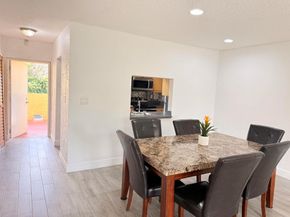 906 SW 9th Street Circle 204, Boca Raton FL 33486