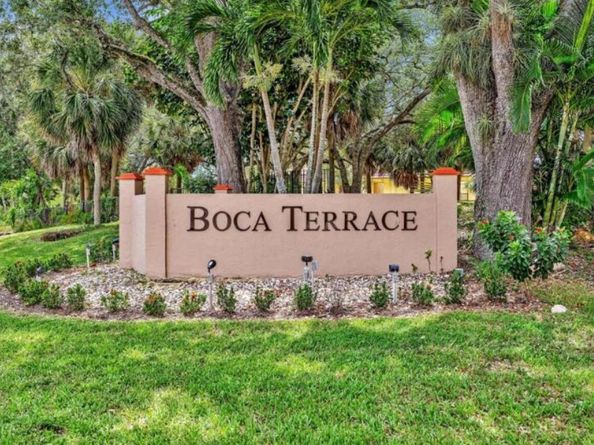 906 SW 9th Street Circle 204, Boca Raton FL 33486