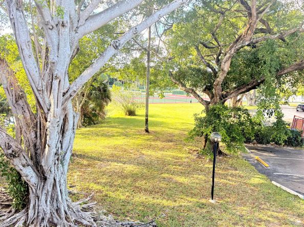 906 SW 9th Street Circle 204, Boca Raton FL 33486