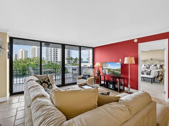 4200 N Ocean Drive 2406, Singer Island FL 33404