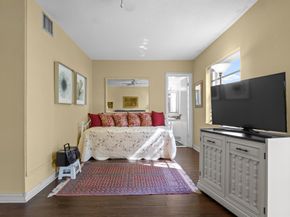 5401 NW 2nd Avenue 227, Boca Raton FL 33487