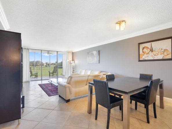 3001 S Palm Aire Dr 206, Pompano Beach FL 33069