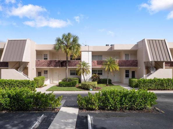 3001 S Palm Aire Dr 206, Pompano Beach FL 33069