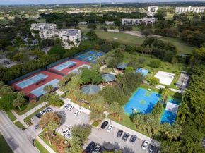 3001 S Palm Aire Dr 206, Pompano Beach FL 33069