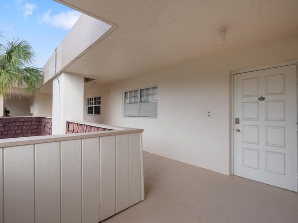 3001 S Palm Aire Dr 206, Pompano Beach FL 33069