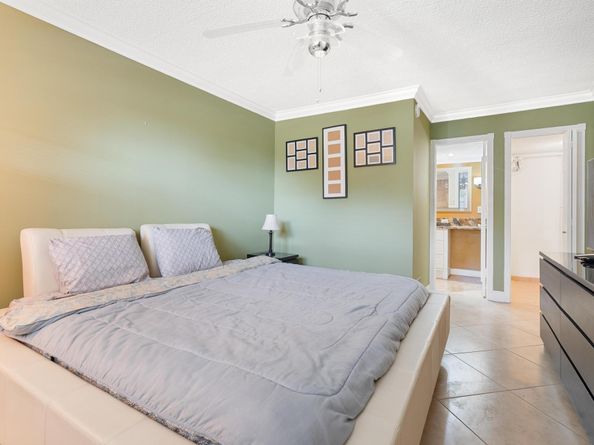 3001 S Palm Aire Dr 206, Pompano Beach FL 33069