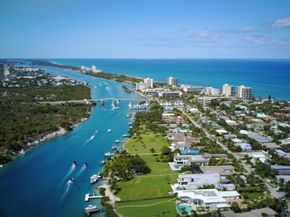 2167 Umbrella Cay, West Palm Beach FL 33411