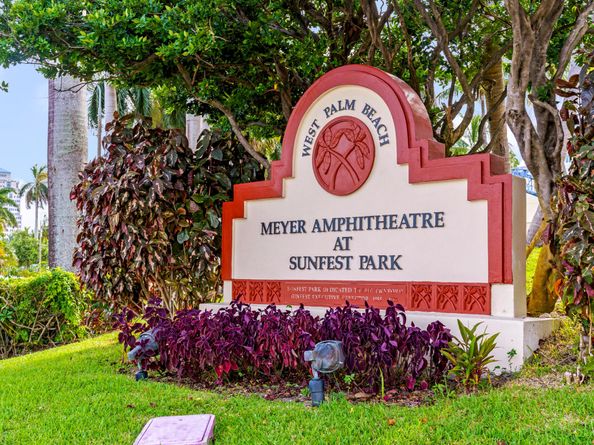 2167 Umbrella Cay, West Palm Beach FL 33411