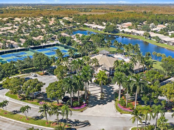 2167 Umbrella Cay, West Palm Beach FL 33411