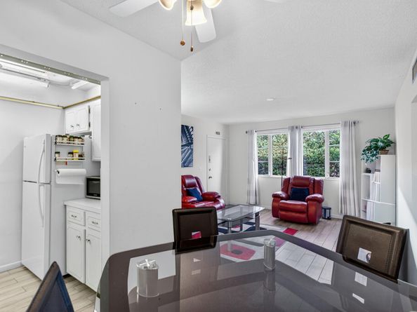 418 S Cypress Rd 110, Pompano Beach FL 33060