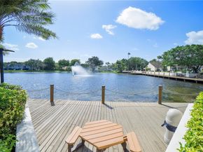 3246 Carambola Cir 3246, Pompano Beach FL 33066