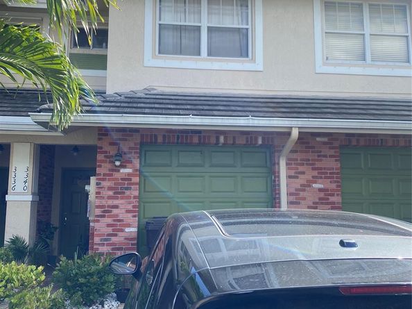 3340 NW 29th Ct, Lauderdale Lakes FL 33311