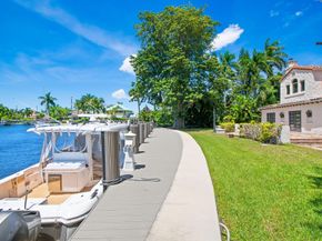 629 SW 8th Ter, Fort Lauderdale FL 33315